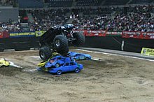 MONSTER JAM